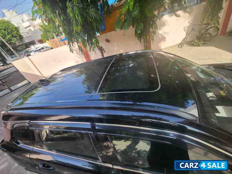 Maruti Suzuki Grand Vitara Alpha Maruti Suzuki Grand Vitara Alpha