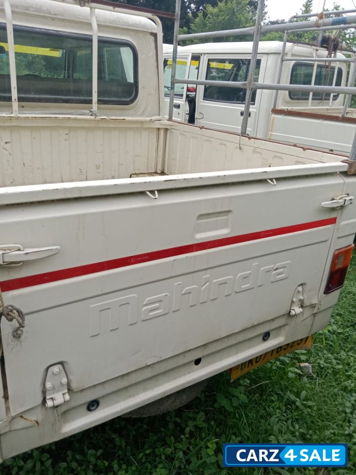 Mahindra Bolero camper