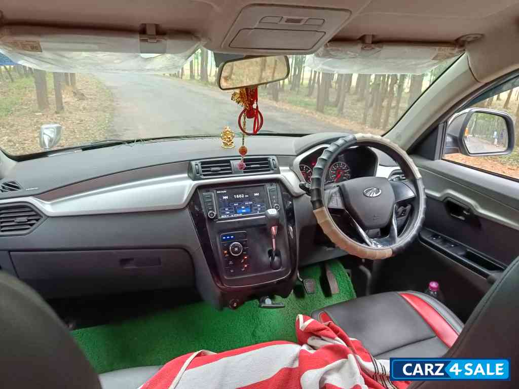 Mahindra KUV100 K6+ petrol