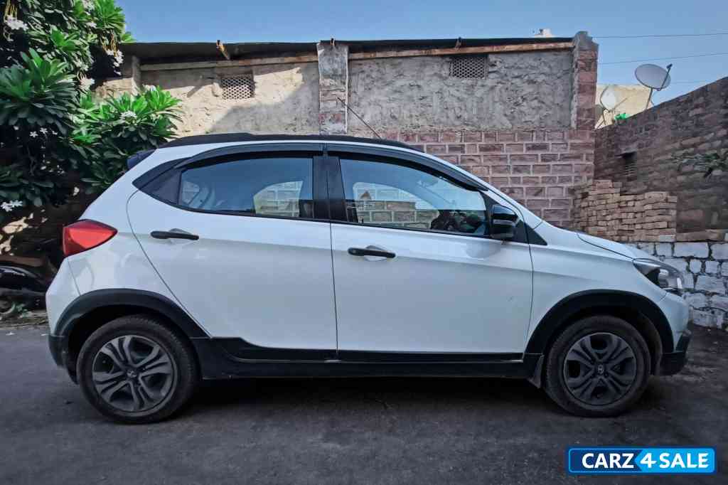 Tata Tiago Tiago nrg
