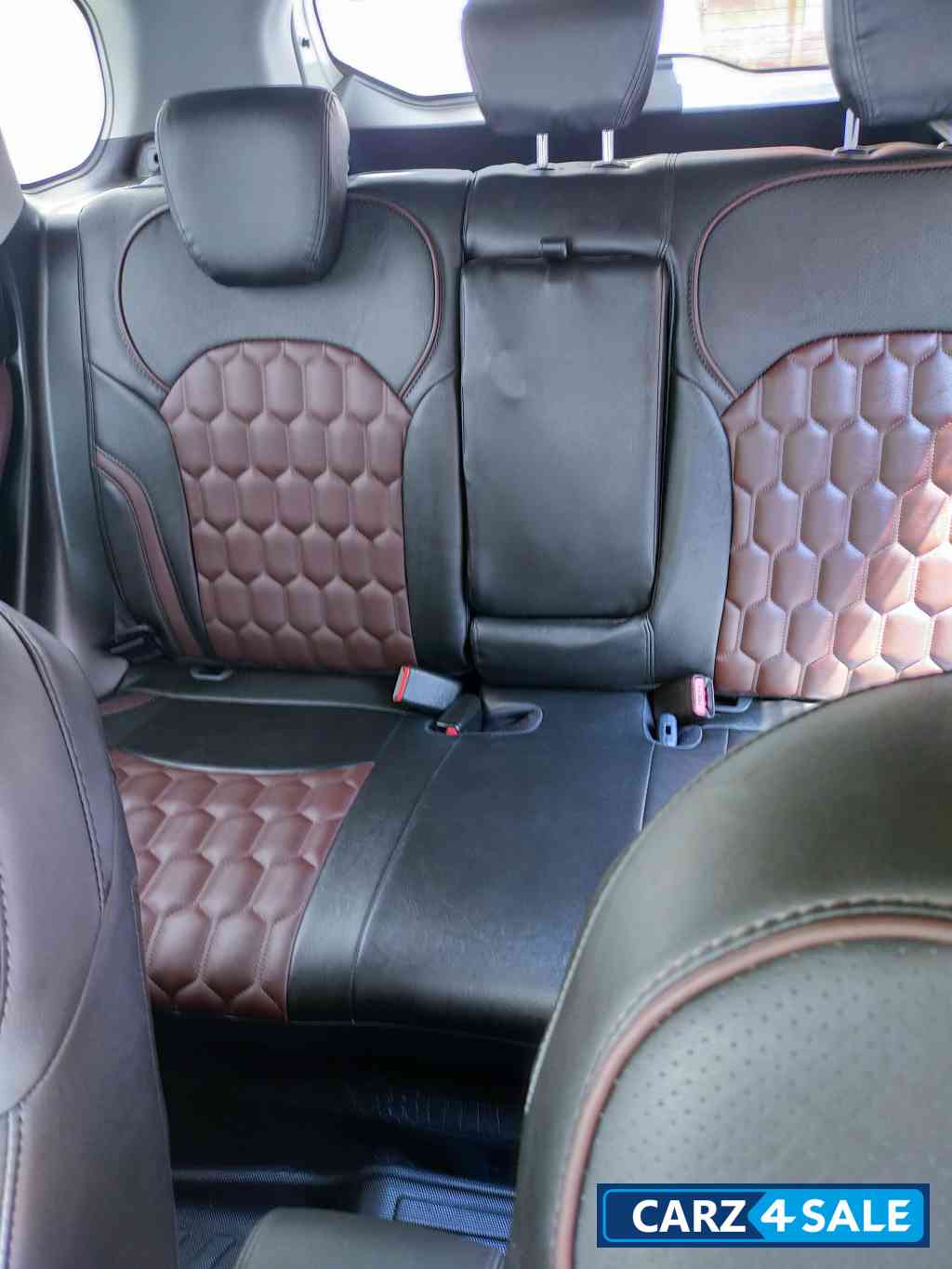 Maruti Suzuki Grand Vitara Zeta