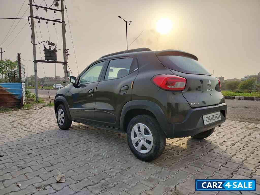 Bronze Renault Kwid RXT