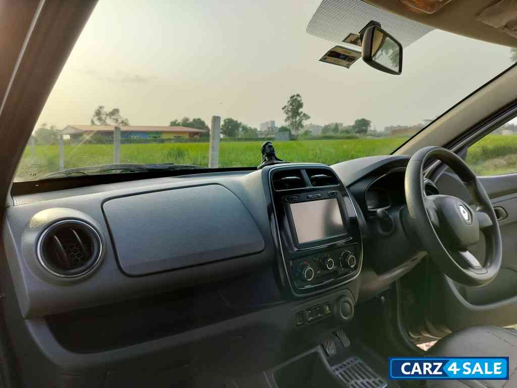 Bronze Renault Kwid RXT
