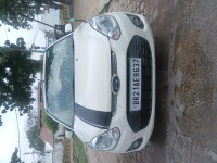 Diamond White Ford Figo TITANIUM TOP MODEL