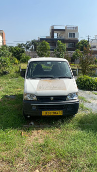 White Maruti Suzuki Eeco cargo/pick up van