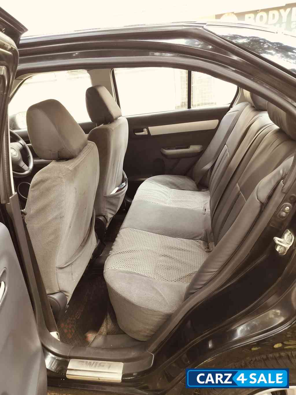 Black Maruti Suzuki Dzire Vxi