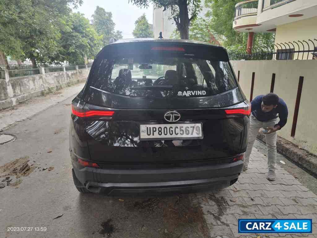 Tata Safari Xz plus dark edition