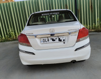 White Honda Amaze Ex iv tec