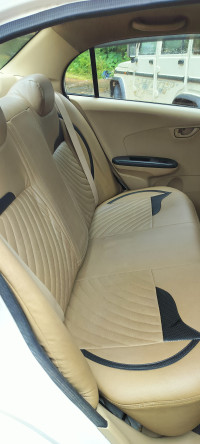 White Honda Amaze Ex iv tec