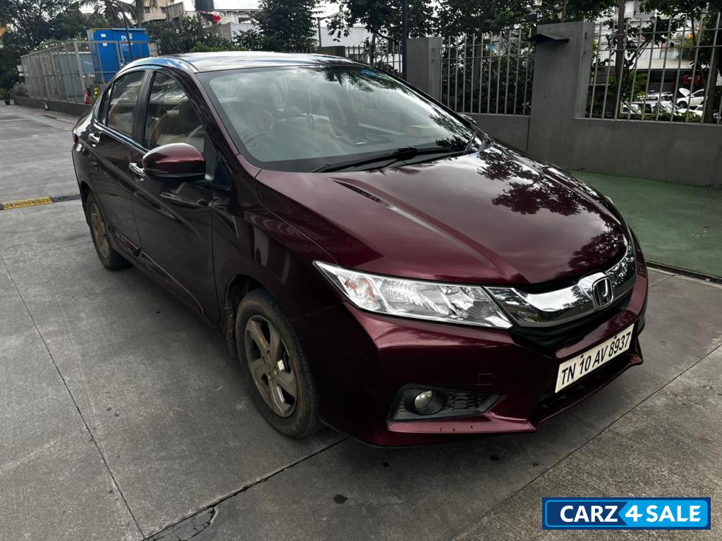 Red Honda City VMT-IVTEC