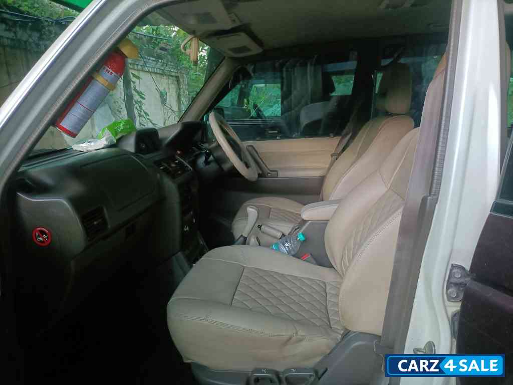 Mitsubishi Pajero 4x4 7 seater