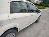 White Fiat Punto 1.3 emotion