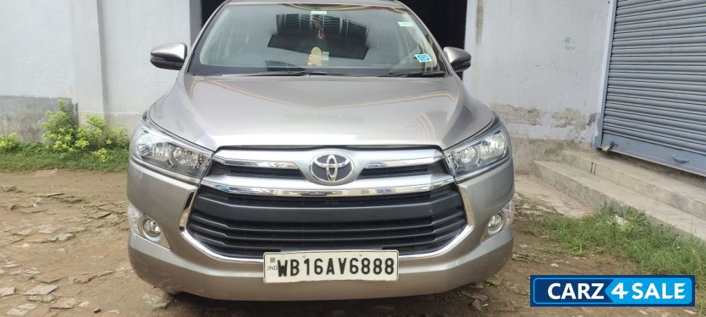 Grey Toyota Cresta Diesel, 8 seater, model G