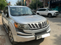 Mahindra XUV 500 W8