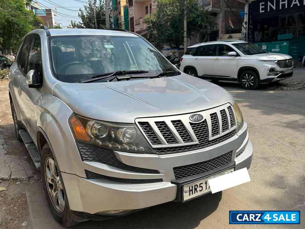 Mahindra XUV 500 W8 Mahindra XUV 500 W8