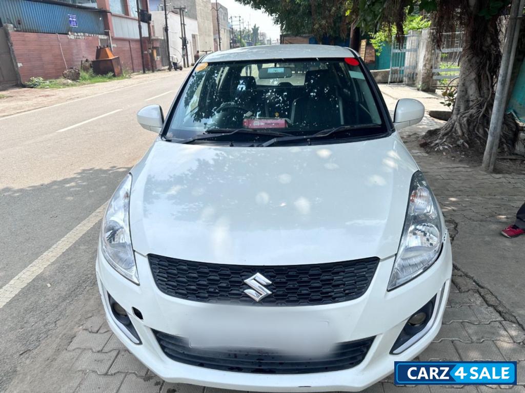 Maruti Suzuki Swift LXI