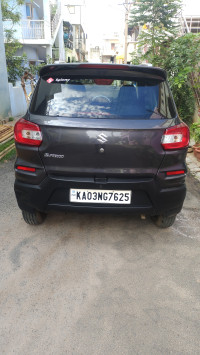 Grey Maruti Suzuki S-Presso VXI + AMT