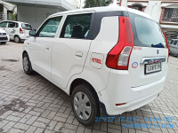 White Maruti Suzuki Wagon R VX1