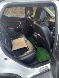 Ice Cool White Renault Kiger RXT (O) Turbo MT