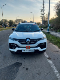 Ice Cool White Renault Kiger RXT (O) Turbo MT