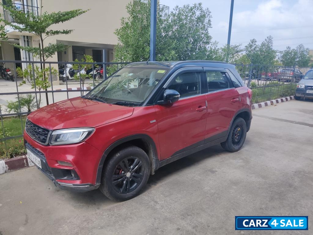 Red Maruti Suzuki Vitara Brezza Zdi plus dual tone
