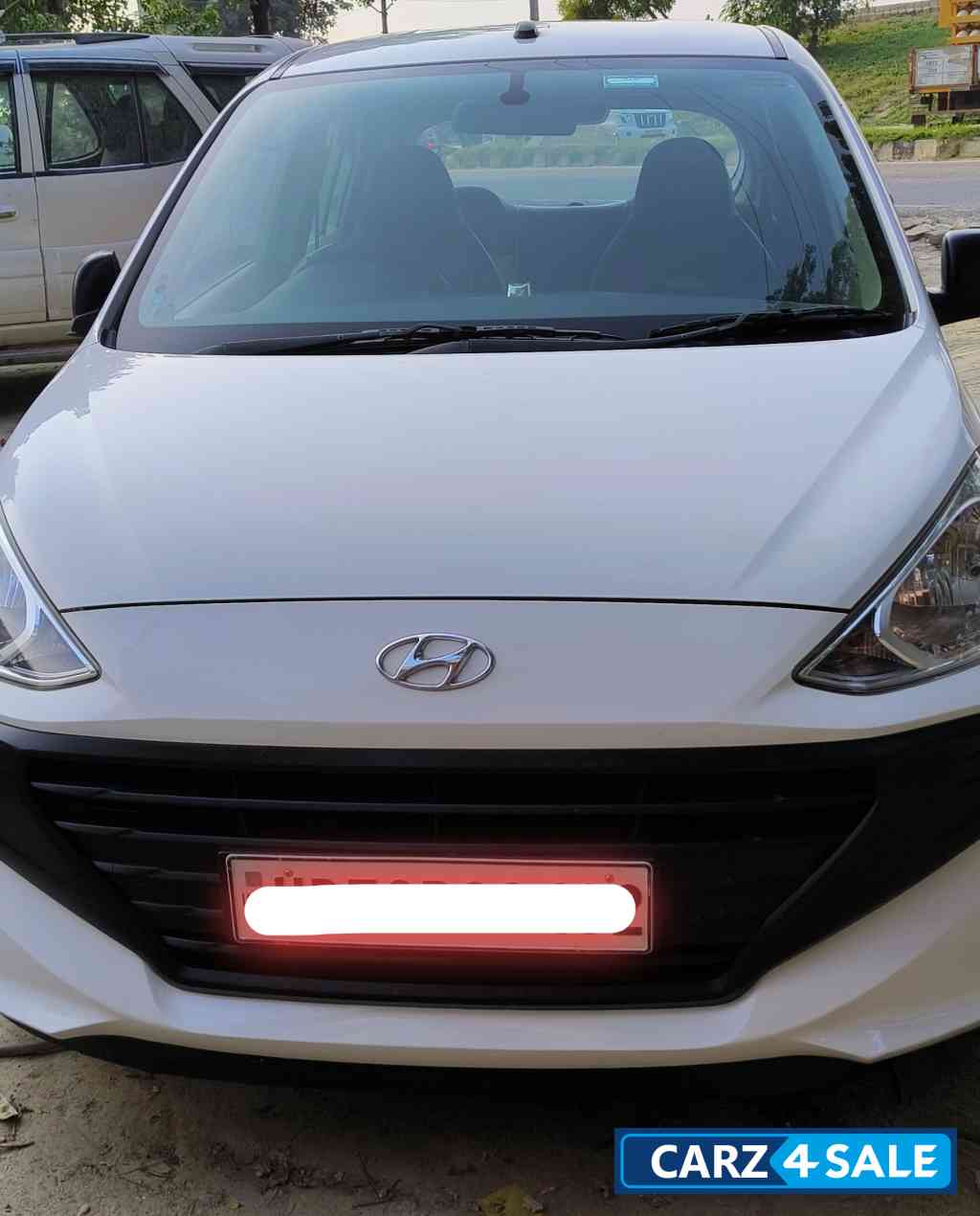 Hyundai Santro Aira exclusive