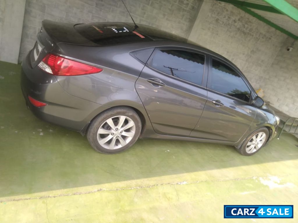 Hyundai Verna EX 1.6