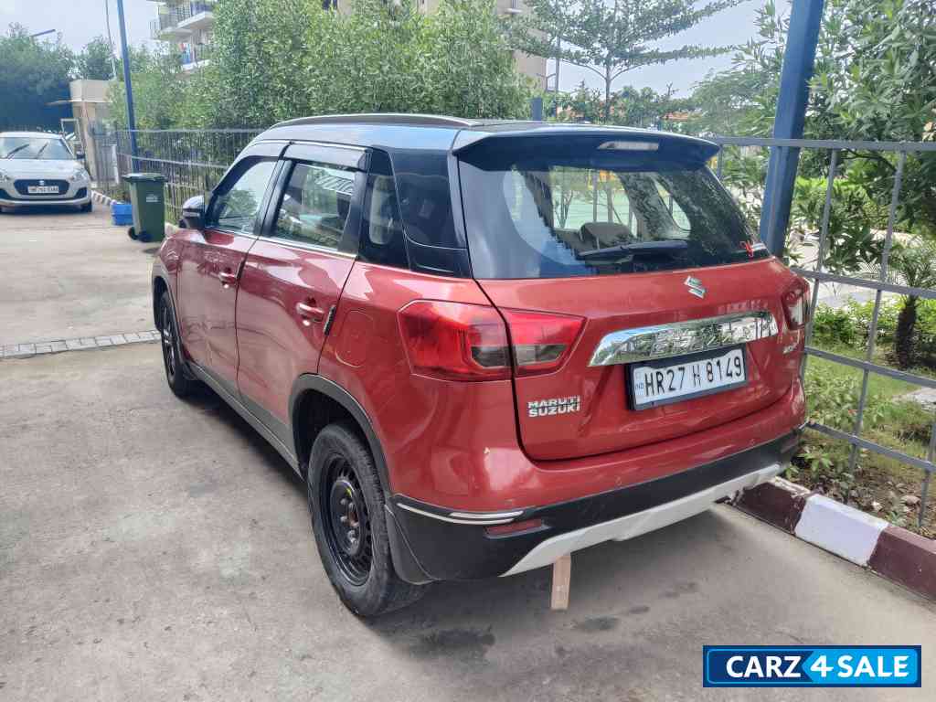 Red Maruti Suzuki Vitara Brezza Zdi+ dual tone