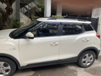 Mahindra XUV300 W6