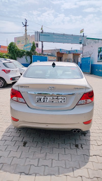 Golden Beige Hyundai Verna Fluidic 1.6 SX