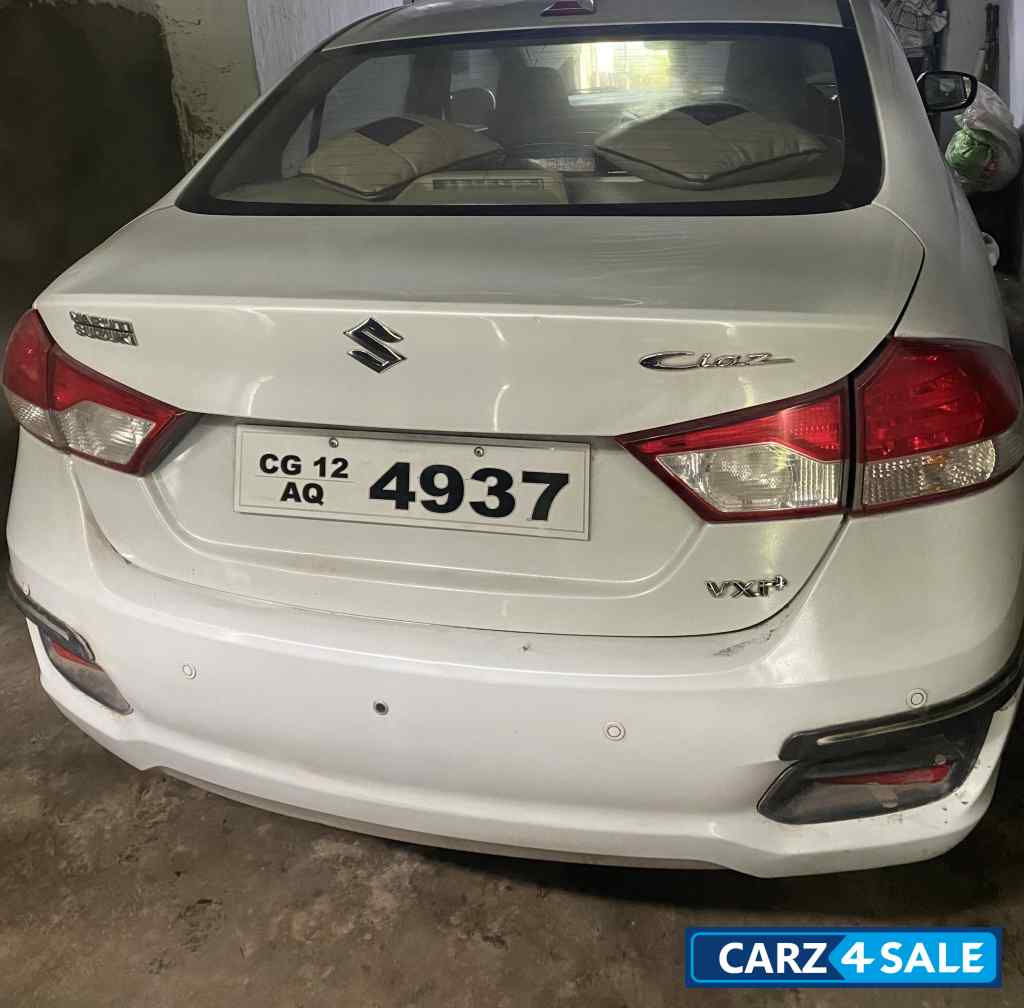 Maruti Suzuki Ciaz Vxi+
