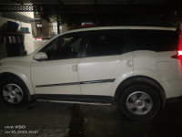 White Mahindra XUV 500 W6