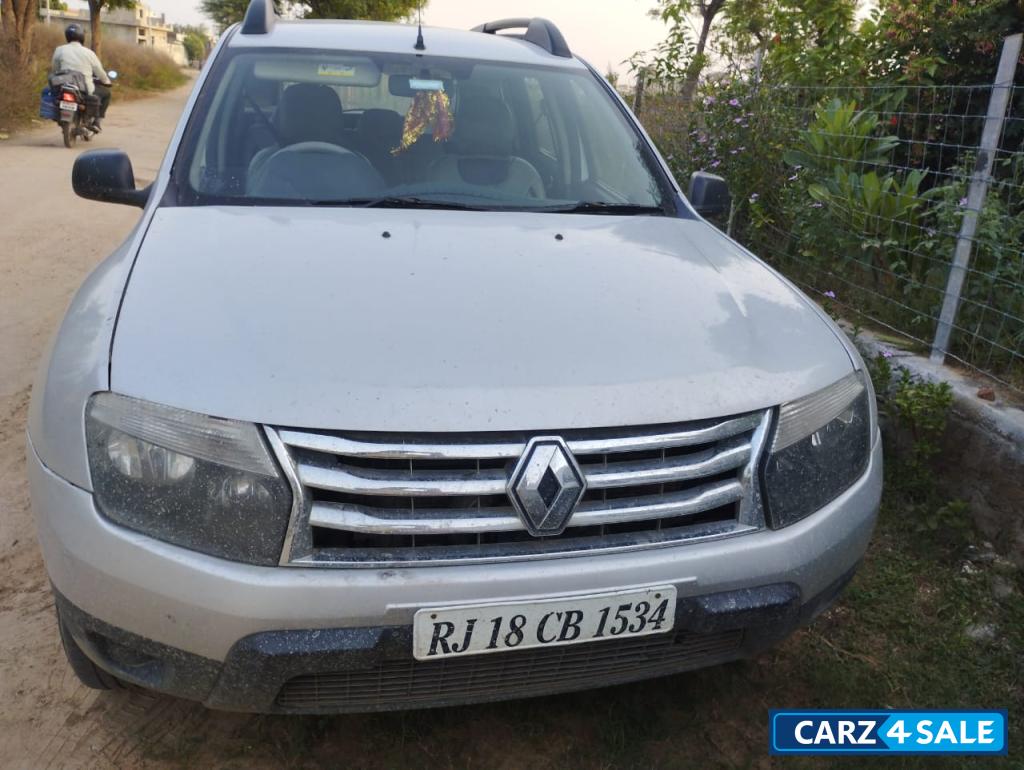 Renault Duster 8585 PS RXE DIESEL [2012-2015] fuleDiesel