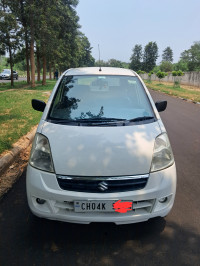 White Maruti Suzuki Zen Estilo
