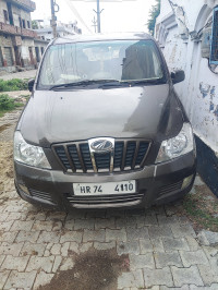 Cofee Mahindra Xylo E4