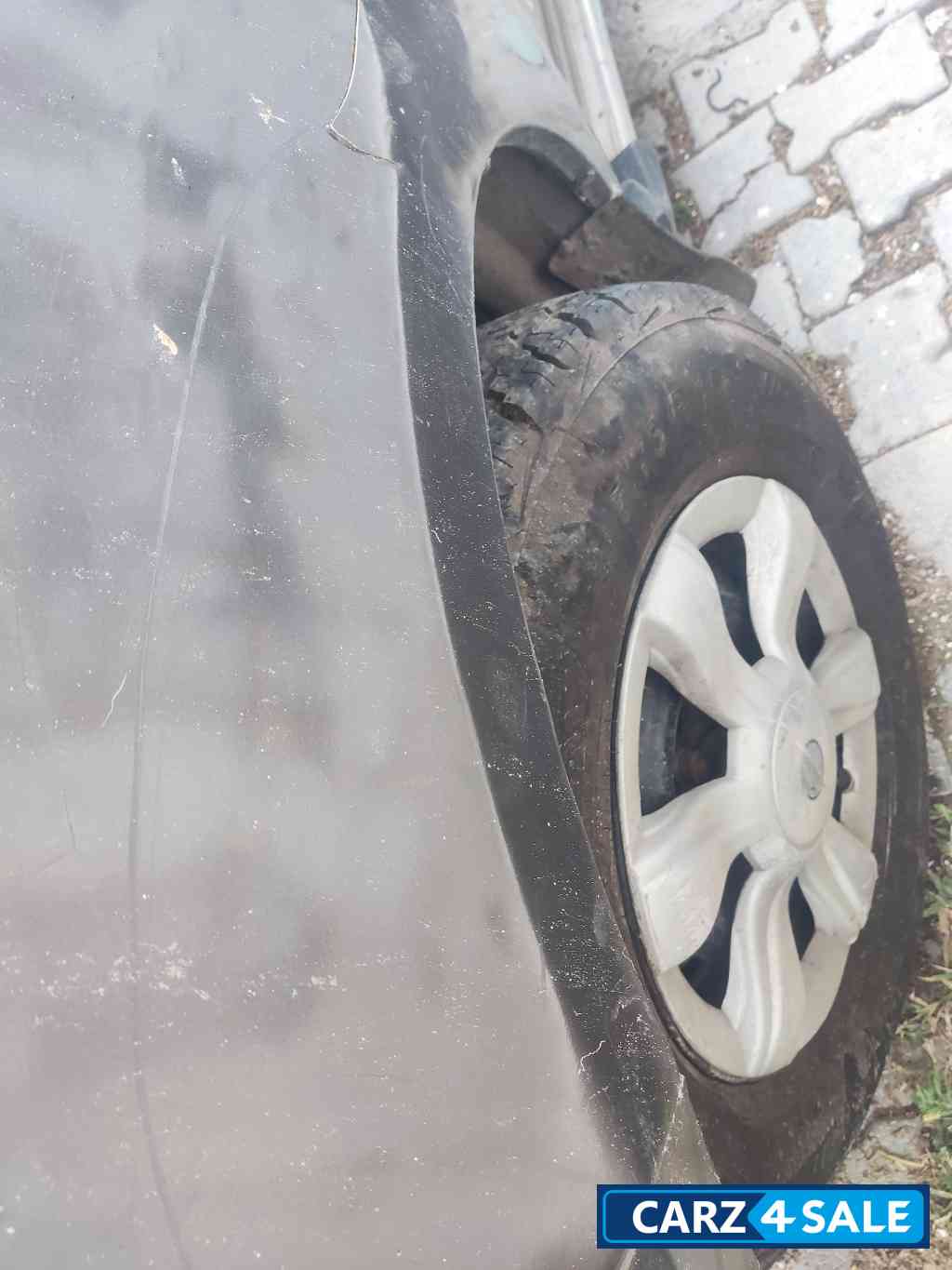 Cofee Mahindra Xylo E4