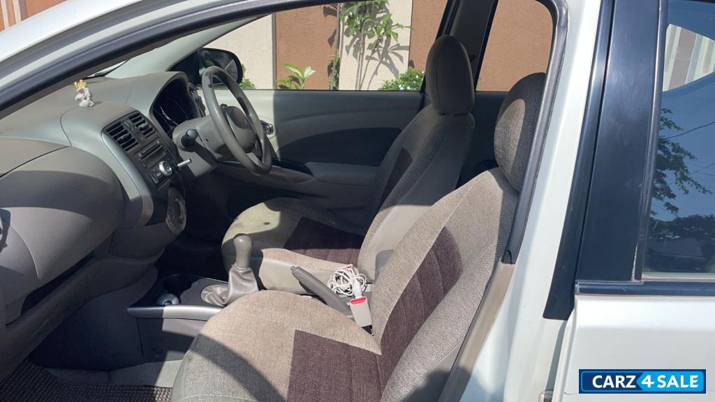 Renault Scala Rxe Petrol