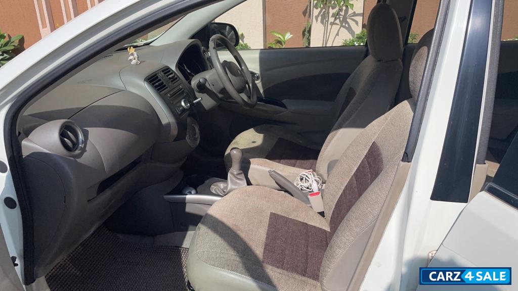 Renault Scala Rxe Petrol Renault Scala Rxe Petrol