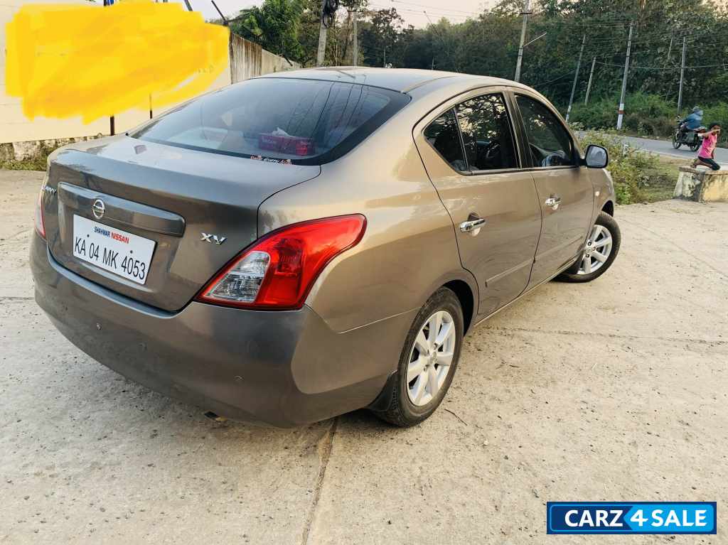 B Grey Nissan Sunny XV Petrol