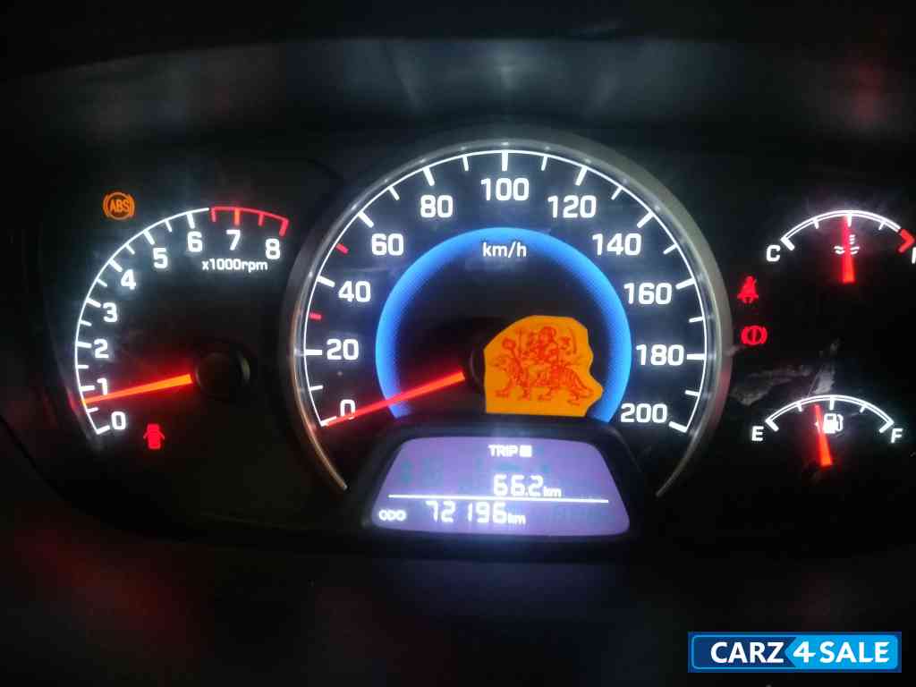 White Hyundai i10 Grand i10 Asta top end