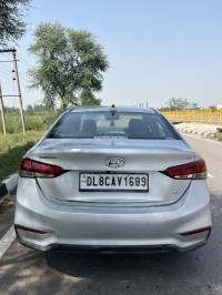 Grey Hyundai Verna 1.6 SX VTVT