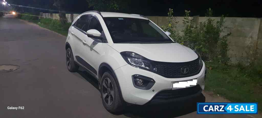 Calgery White Tata Nexon XZA Plus Petrol 2018