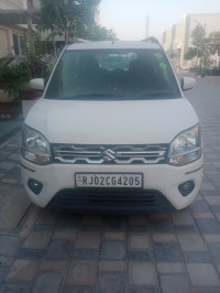 White Maruti Suzuki Wagon R Vxi cng