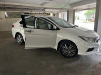 Pearl White Honda City ZXCVT