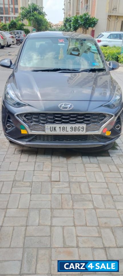 Grey Hyundai Aura S