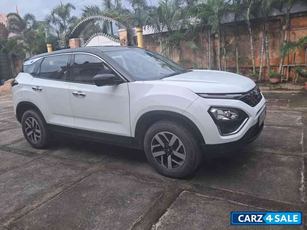 Tata Harrier XZ plus dual tone