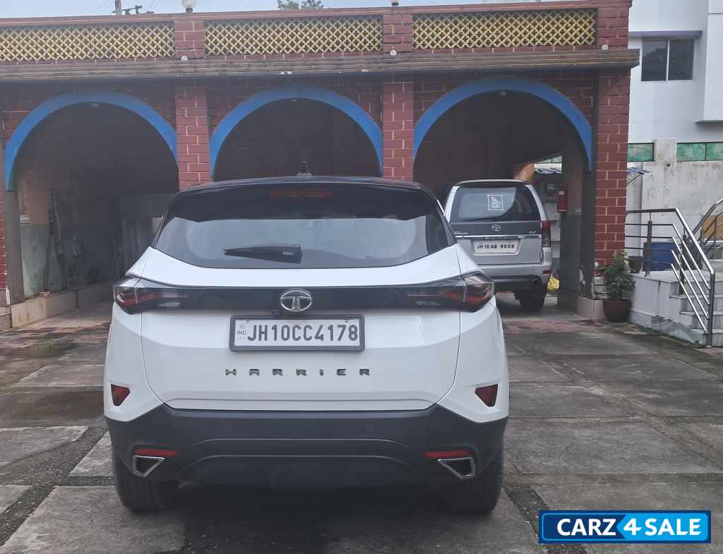 Tata Harrier XZ plus dual tone