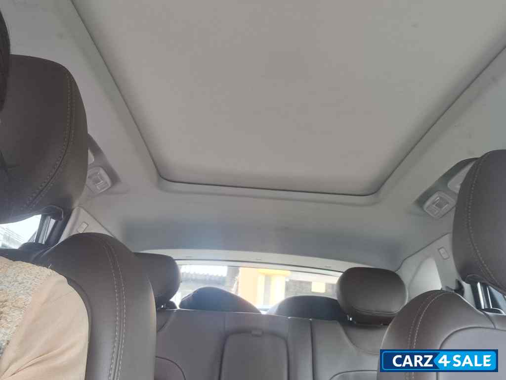 Tata Harrier XZ plus dual tone