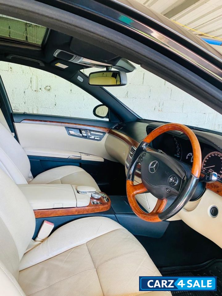 Mercedes-Benz S-Class PETROL