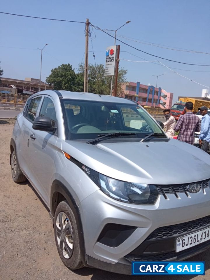 Mahindra KUV100 k2